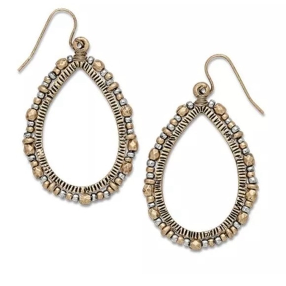 Elegant teardrop-shaped earrings NEW with tags with intricate bead design